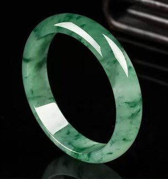 Jadeite Bangle · Deep Green