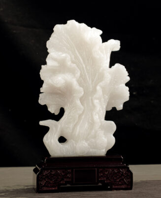 White Jade Carving · Dragon Pattern