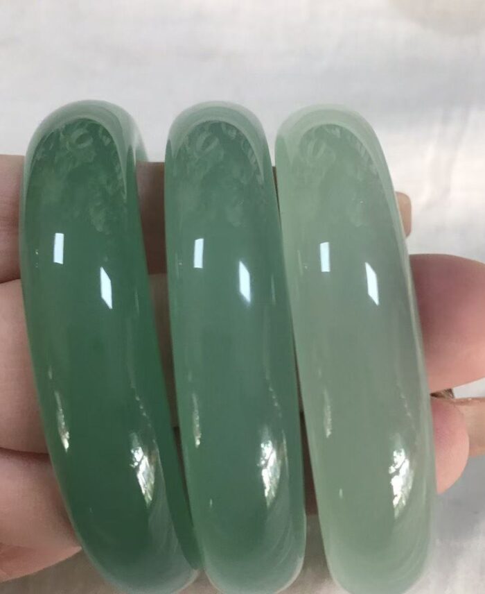 q16