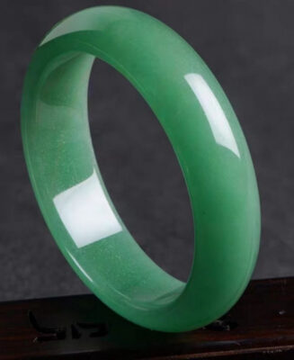 Deep Green Jadeite Bangle